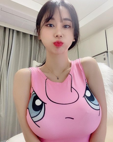 Candyseul pornstar naked images