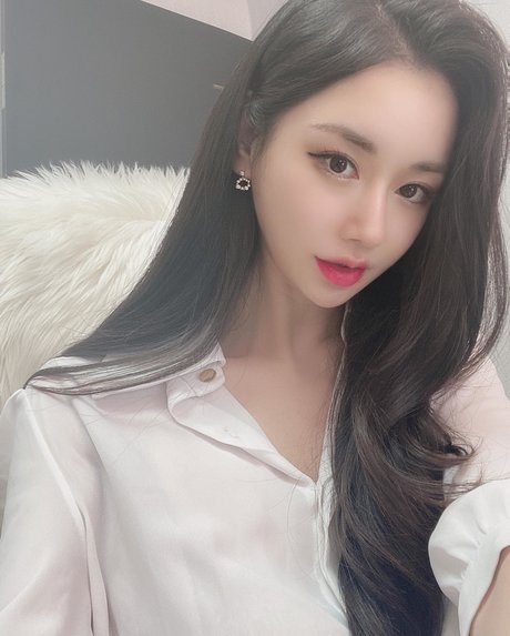 asian girlfriend onlyfans beautiful photos