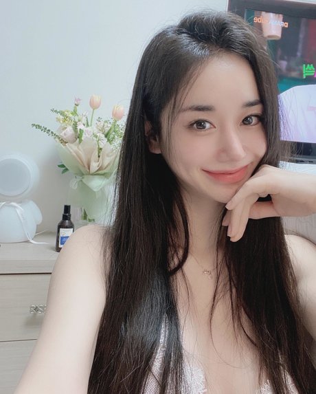 Candyseul model pornographic picture