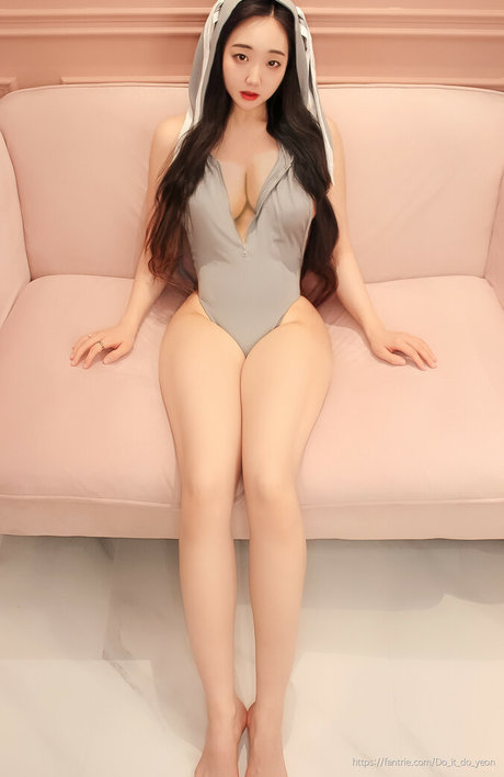 do it do yeon art model photos