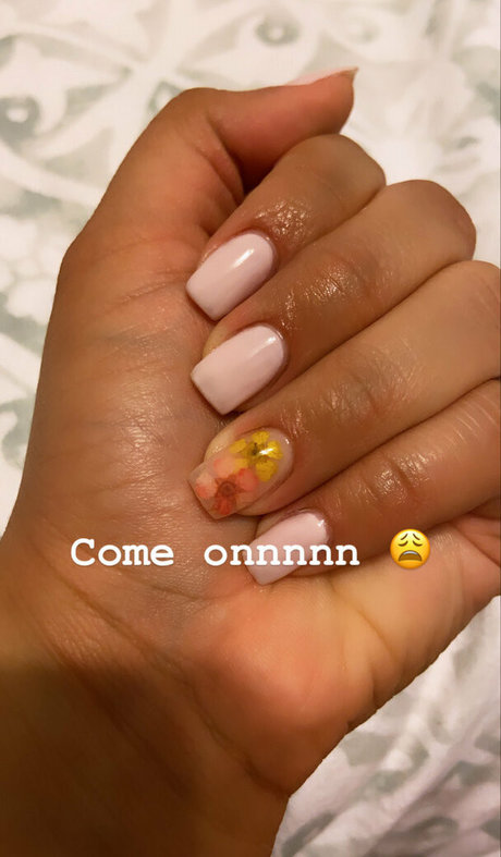 didilenox model nudes picture