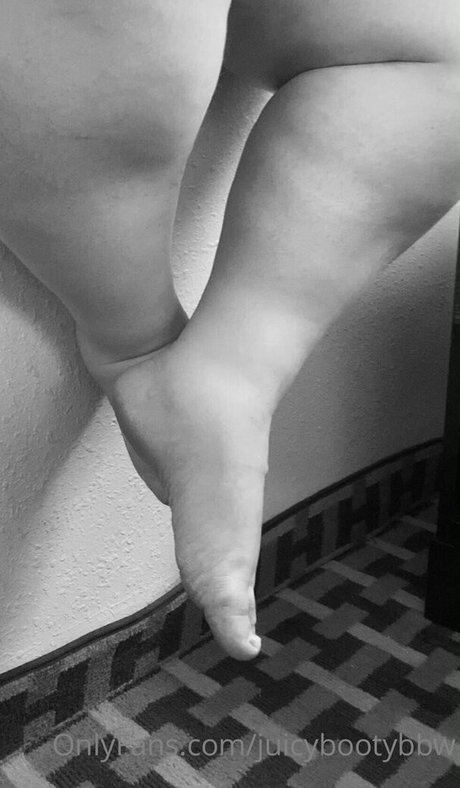 juicybootybbw model sex picture