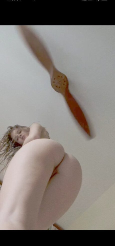 milf strip onlyfans free xxx pic