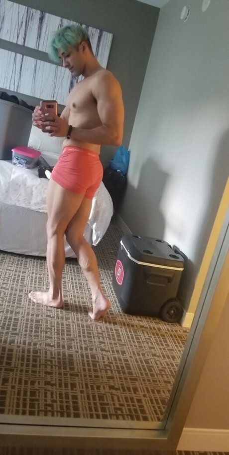 kawaiibrocosplay model sex photos