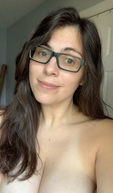 NaturalNatalia exclusive model pics