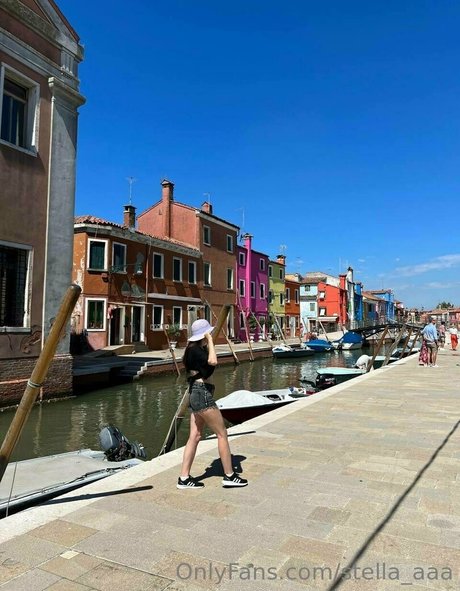 stella aaa model porn image