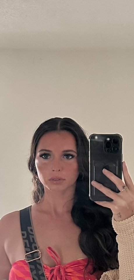 Ashley Aoky star hd img