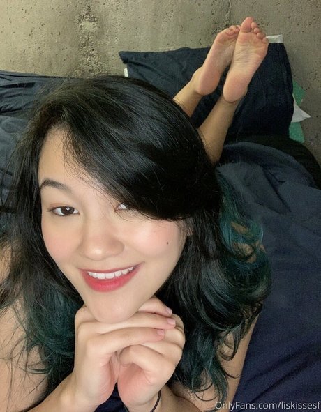 liskissesf star adult images