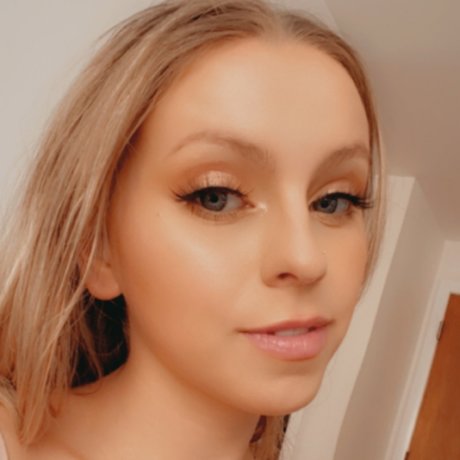 Elena Gomez hd star image