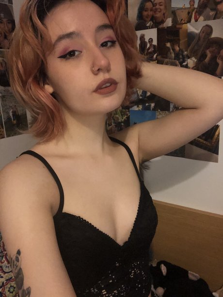 Hattie erotic star img