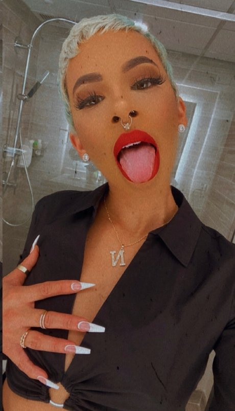 Unicorns Exist star top photo