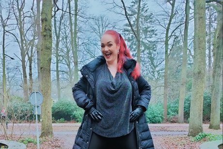 Sexxxy Victoria star hot image