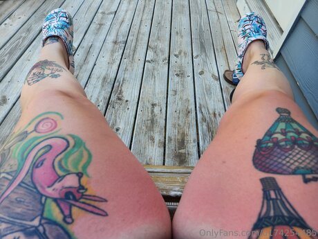 CurvyPeach adult actress pics