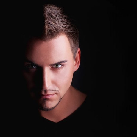 Oleksandr model nude image