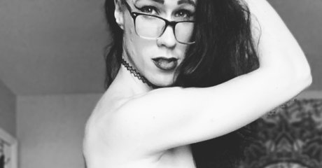 _Princess Lilah Goddess of Discord_ high quality actress photos