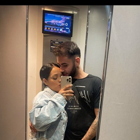 Laia Sweet star free images