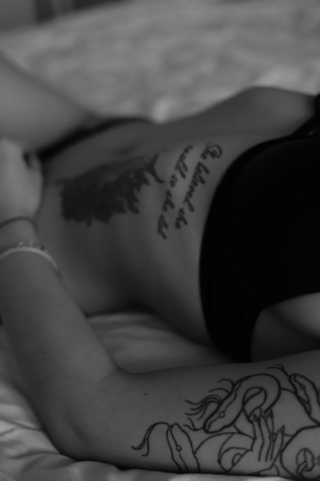 Tabaskooo art model pictures