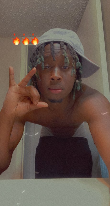 _Rich sexy model image