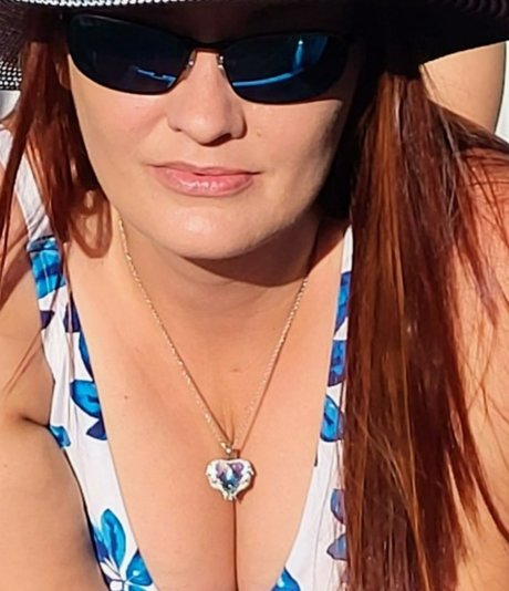 Ireland Rayee star high quality picture