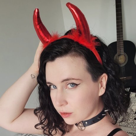 Allanna exclusive actress pics