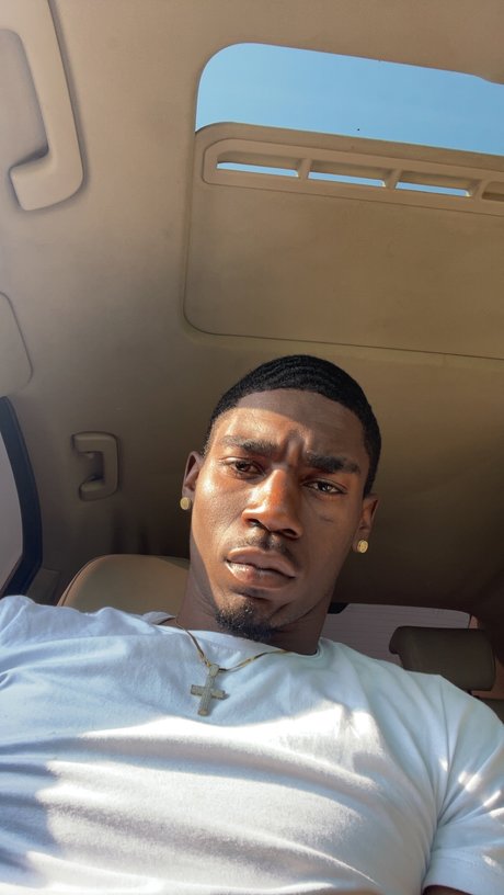 MR 11 inches of horse dick hot actress galleries