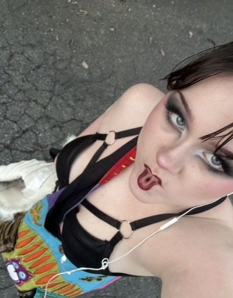 young onlyfans hot porn pic