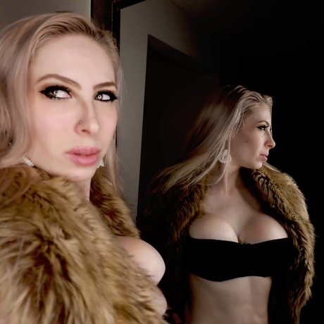 PinkPrincessZee FREE high quality actress gallery