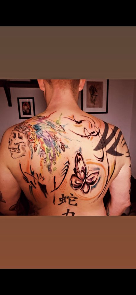 Tattooed guy pornstar top img