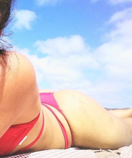 Bunnyy giirl model pornographic photo