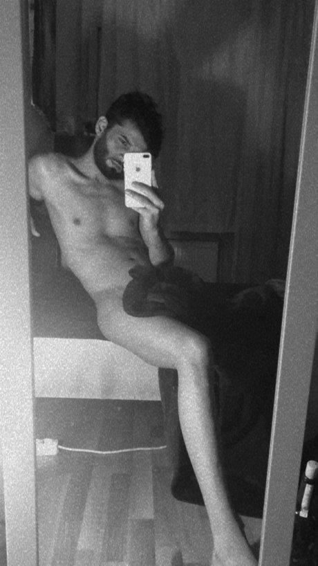 Onur model pornographic archive