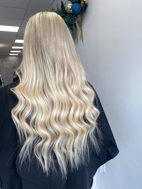 Suzanne free actress picture