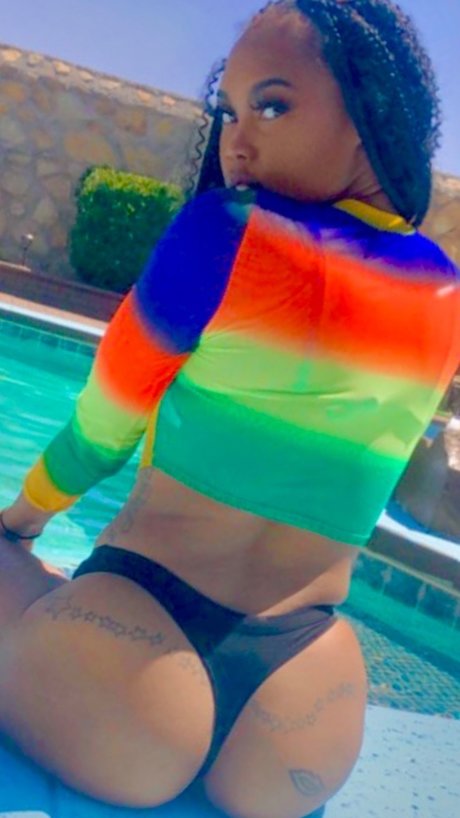 dark nipples onlyfans free porn picture