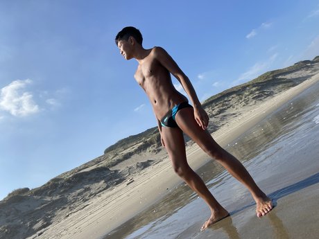 hairy armpits onlyfans naked photo