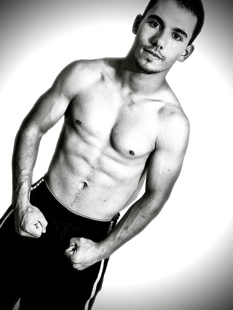 mikael Sandecki free model images