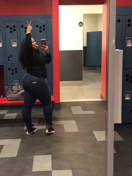 Royal Tee pornstar beautiful archive