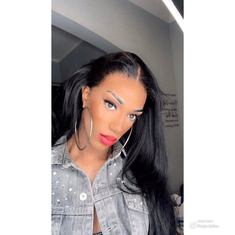 ass spread onlyfans pretty galleries