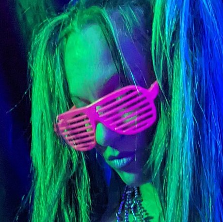 chubby babe onlyfans free archive