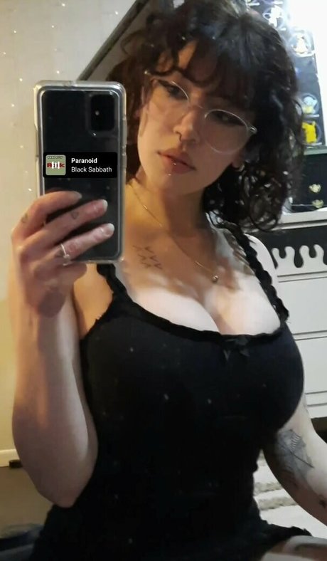 Floda ASMR exclusive pornstar archive