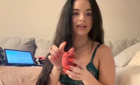 blonde shemale onlyfans free naked image