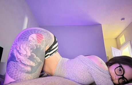 Lolaxyummy sex actress archive