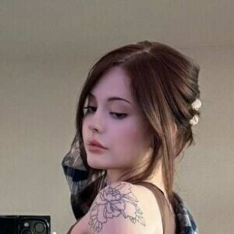 Lolaxyummy xxx model gallery