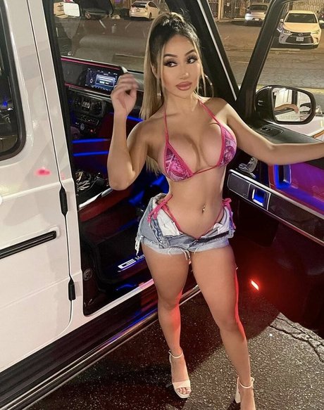 Sabrina Agarie star adult picture