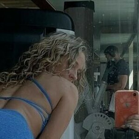 Emma Carlson high quality actress pictures