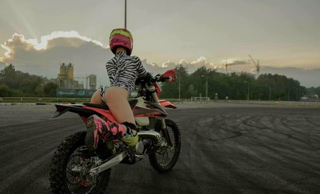 lllisha pornstar hd picture