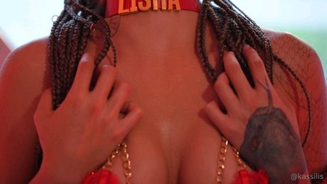 lllisha porn model images