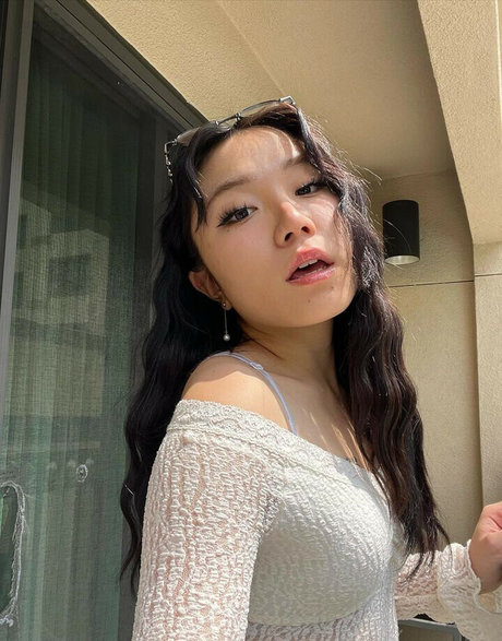 Sueyepa pornstar naked galleries