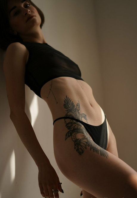 kaylie cutie vip naked model galleries