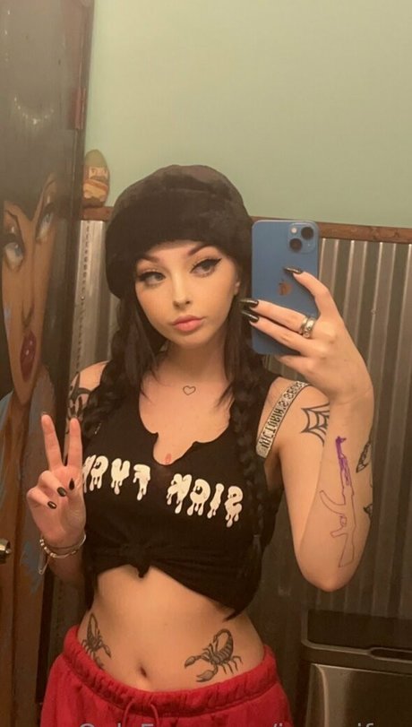 cmltd01 pornographic model pics