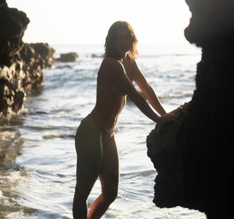 mcshnizzle art actress photo