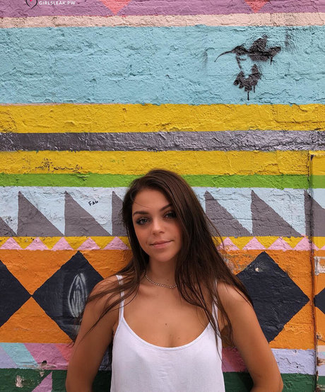 Clare Temerowski hot model pictures